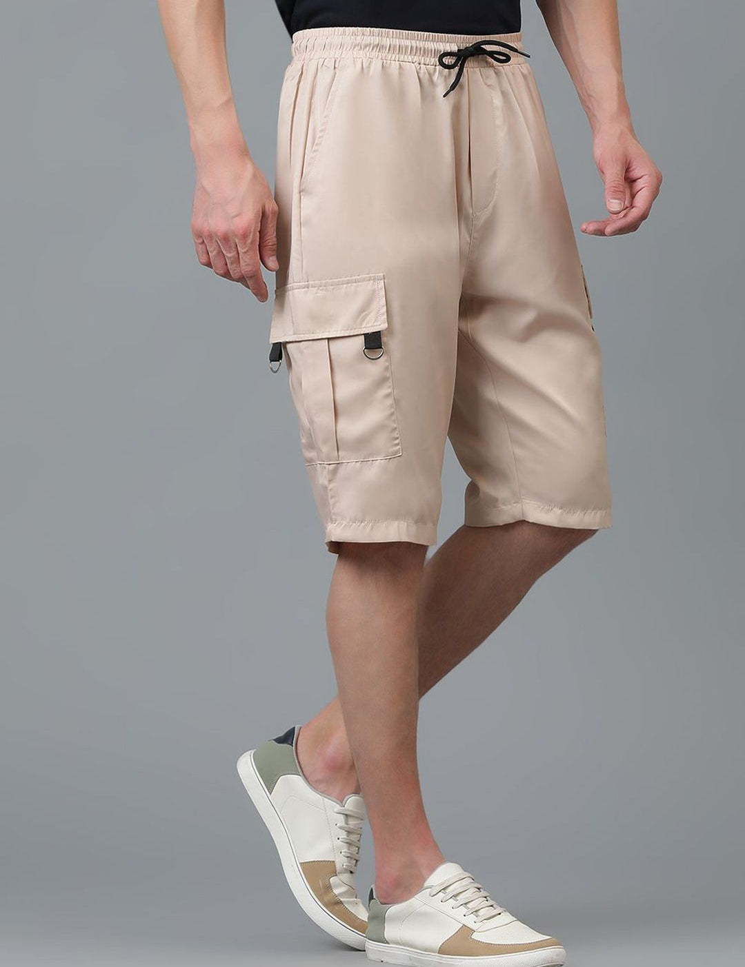 Kotty Men Low-Rise Cargo Shorts