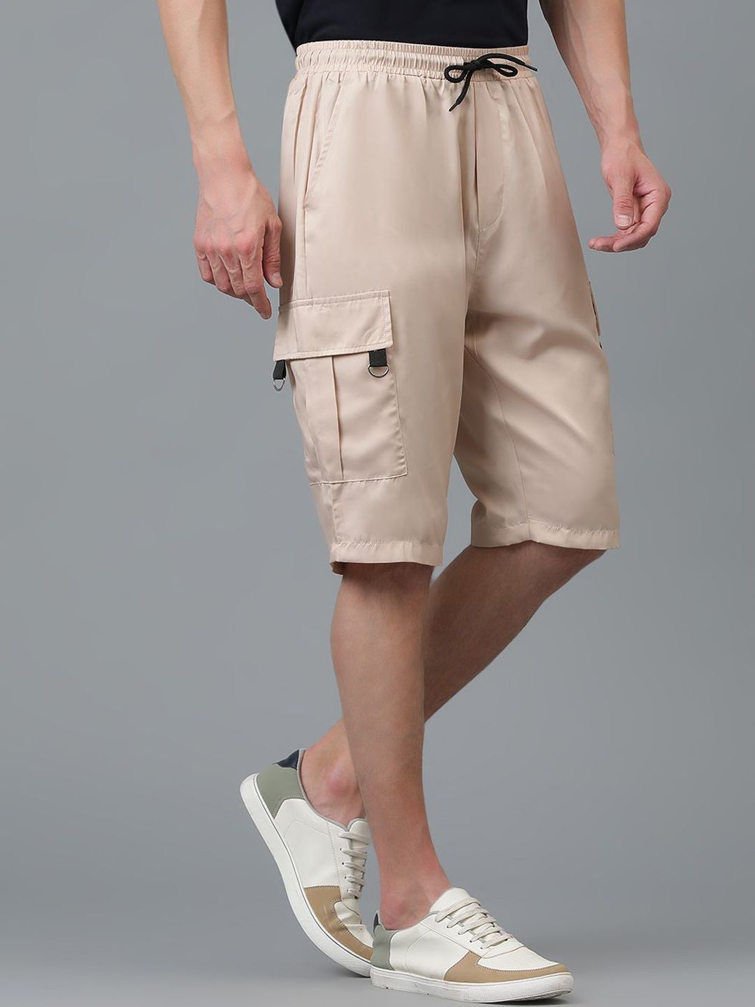 Kotty Men Low-Rise Cargo Shorts