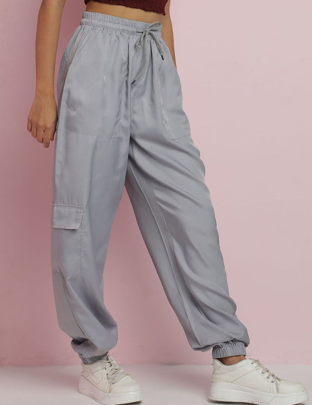 Kotty Women Relaxed High-Rise Easy Wash Cargo Joggers 