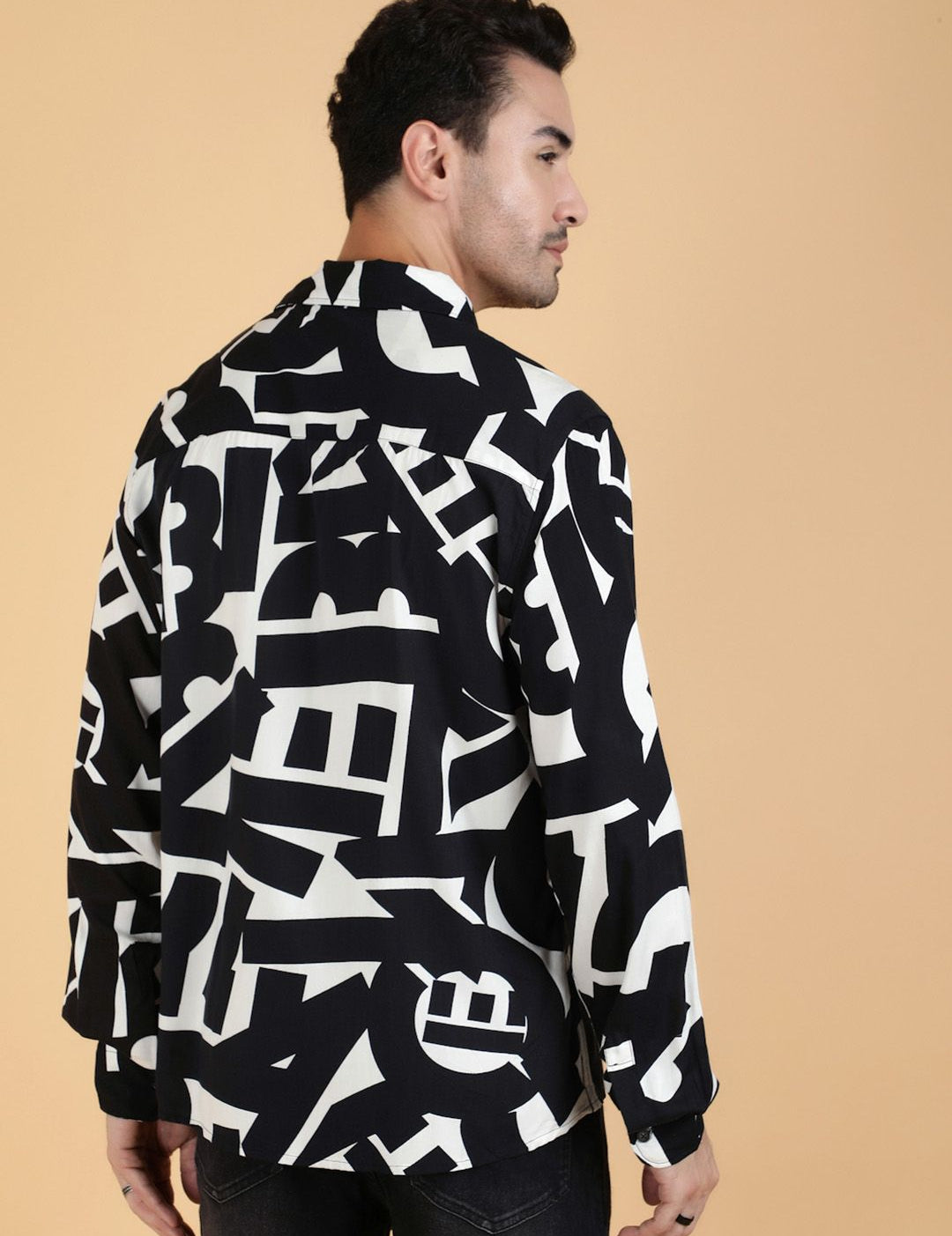 Kotty Men Relaxed Spread Collar Graphic Printed Cotton Casual Shirt