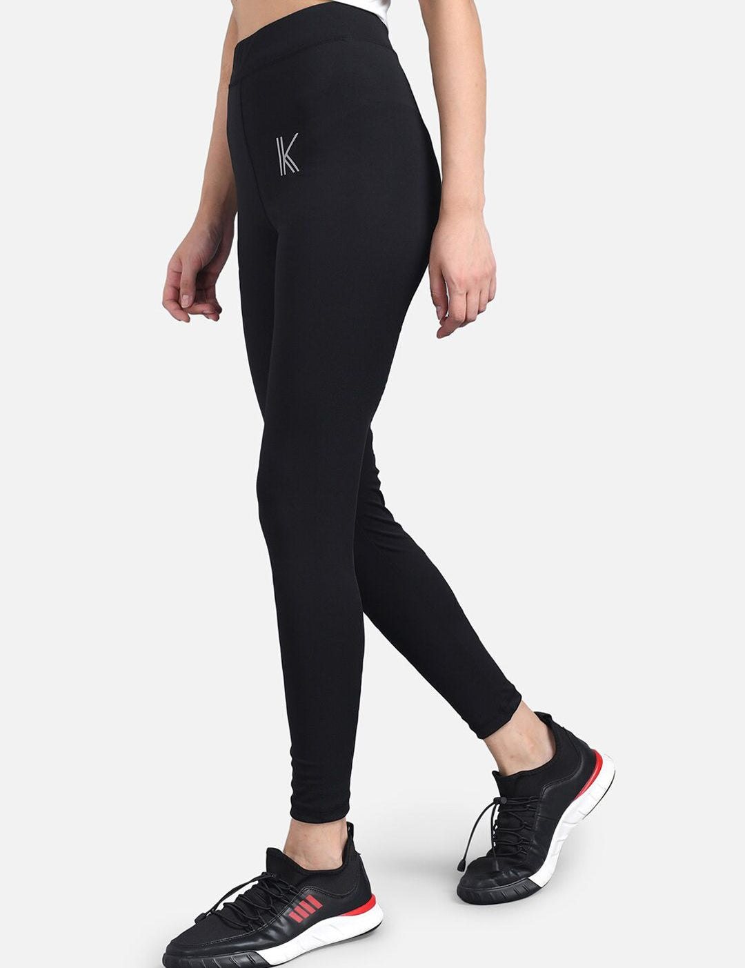 Kotty Women Black & White Printed Tights