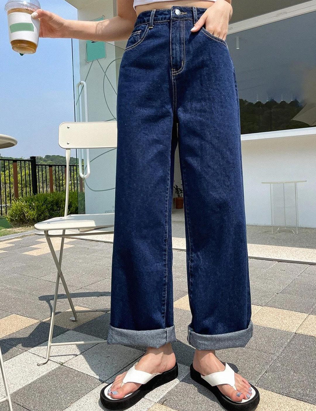 Kotty Women Straight Fit High-Rise Clean Look Stretchable Jeans