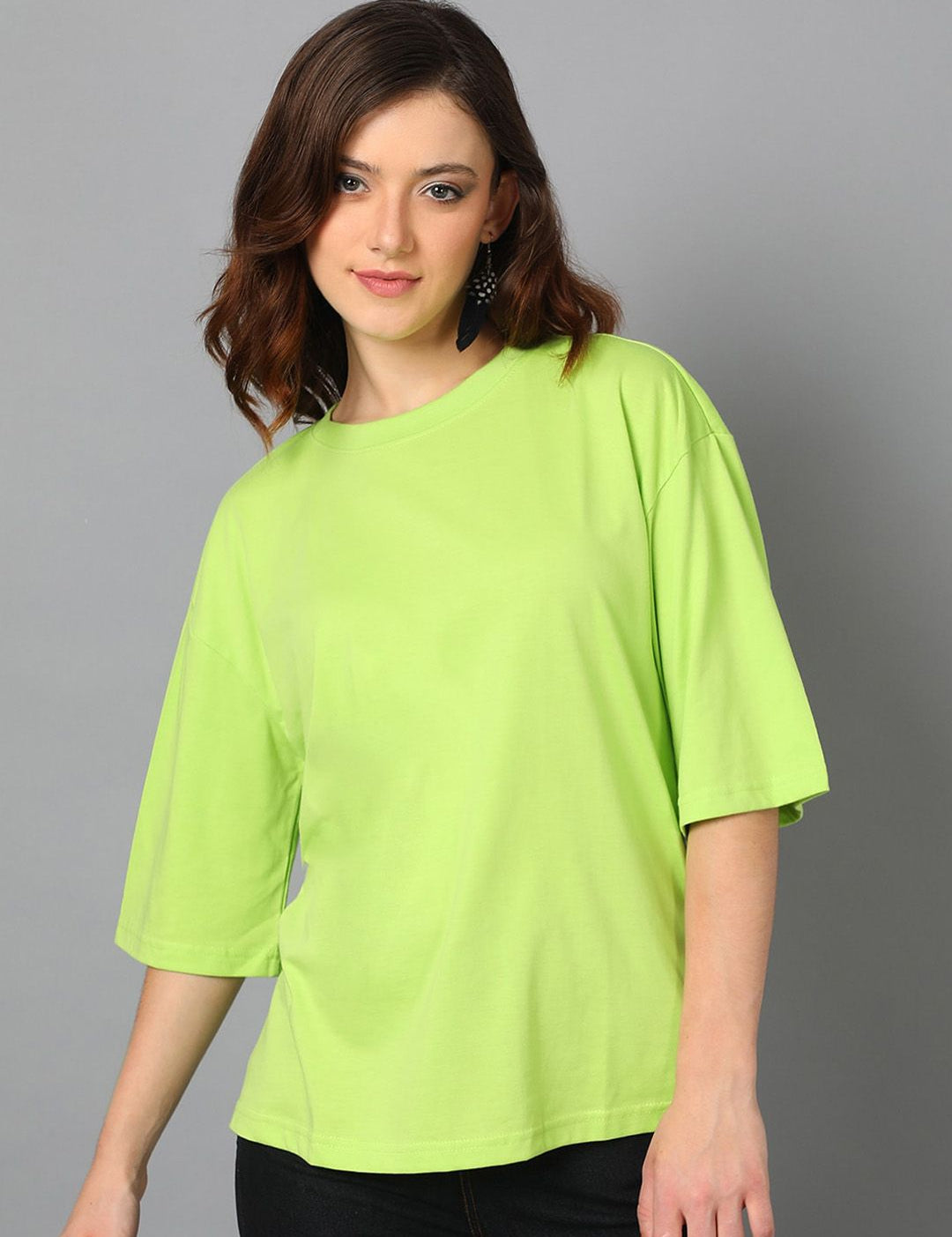 Kotty Round Neck Drop-Shoulder Sleeves Oversized T-shirt