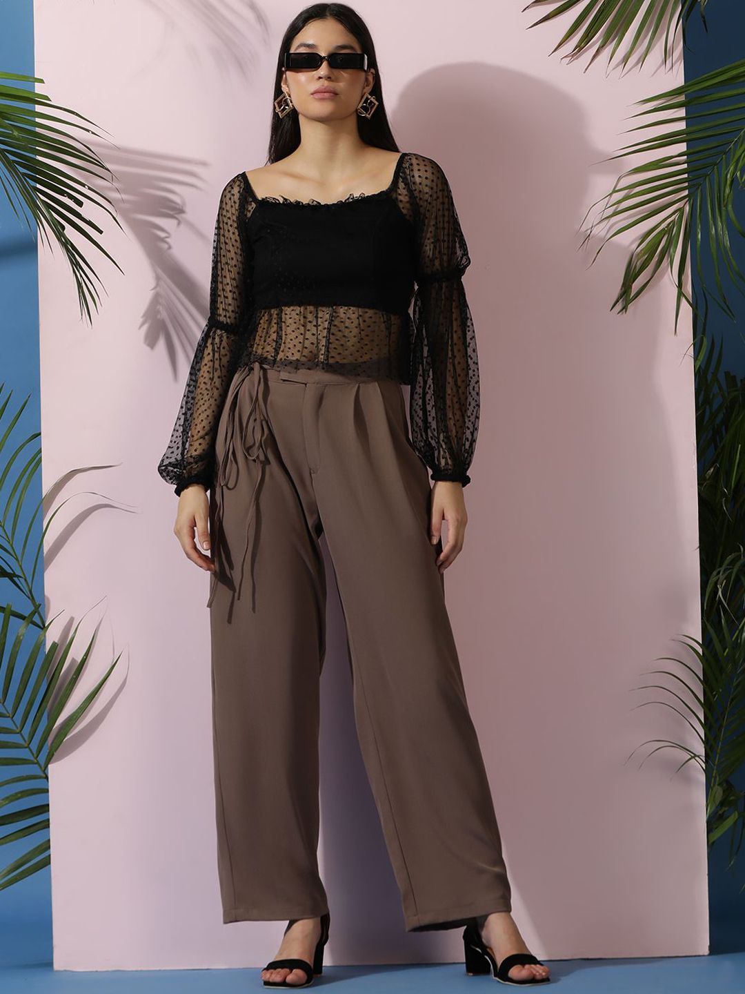 Kotty Women Solid Relaxed Straight Fit High-Rise Easy Wash Pleated Trousers