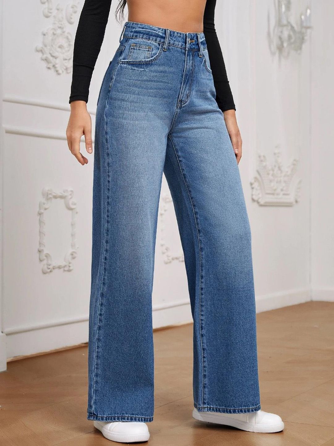 Kotty Women Jean Straight Fit High-Rise Heavy Fade Stretchable Jeans