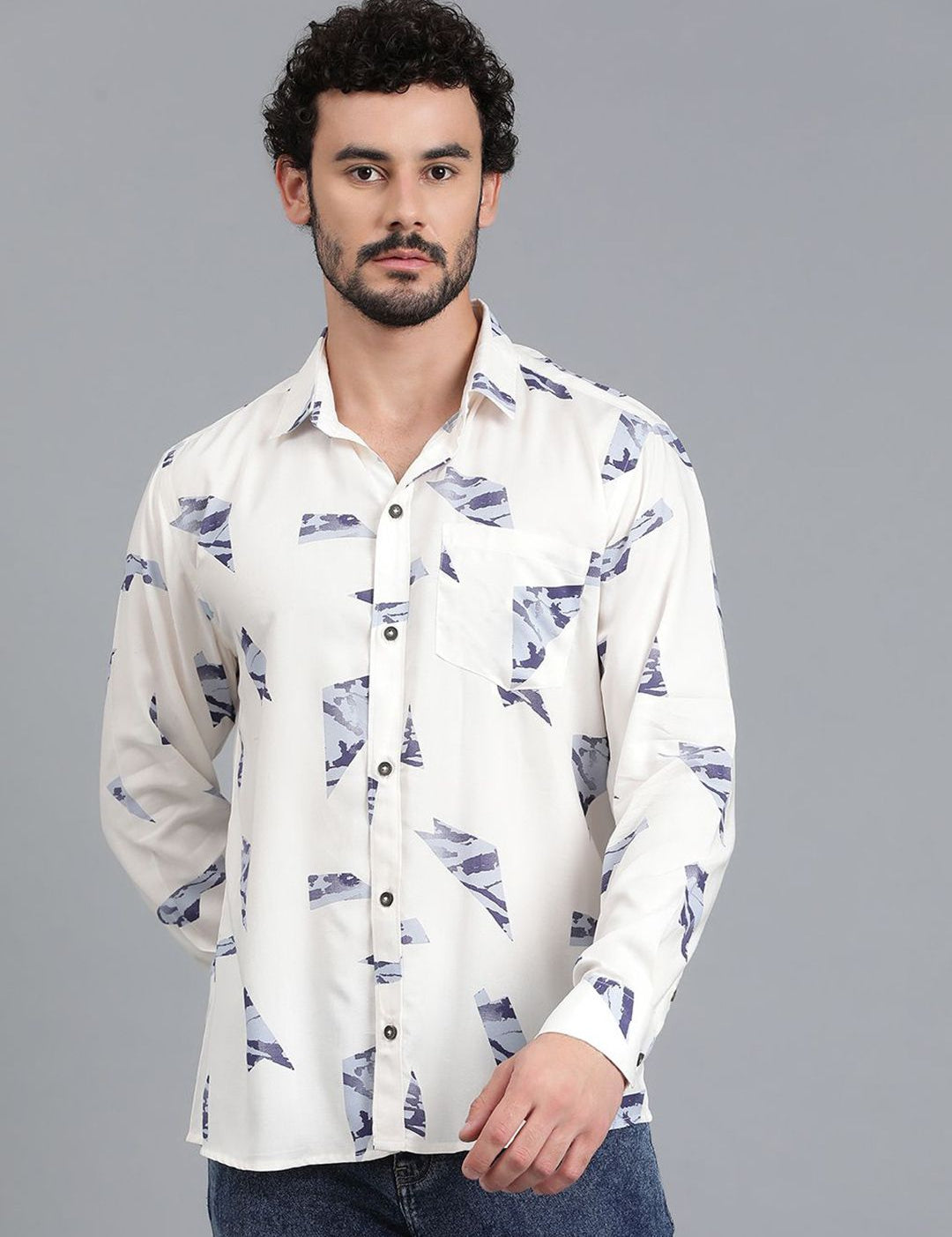 Kotty New Relaxed Fit Abstract Printed Casual Shirt