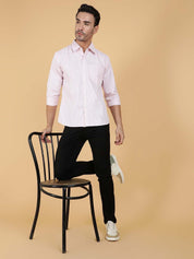 Kotty Men Relaxed Spread Collar Graphic Printed Casual Shirt