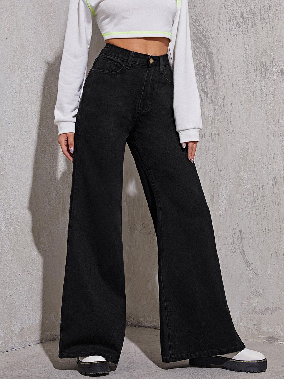 Kotty Women Flared High-Rise Stretchable Jeans