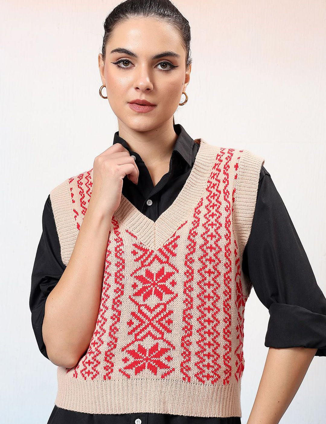 Kotty Women Printed Crop Sweater Vest