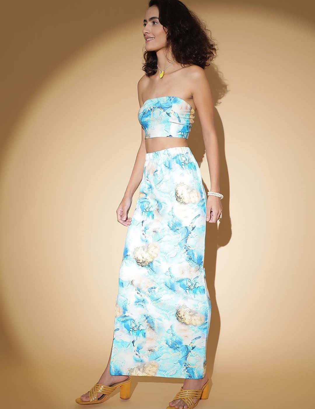 Kotty Blue Printed Strapless Top With Skirt