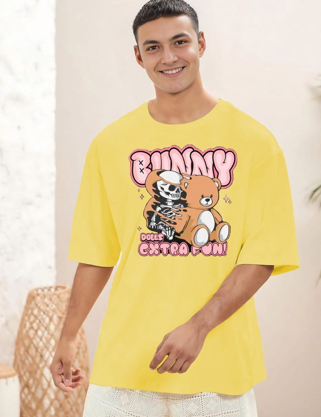 Kotty Men Printed  Applique T-shirt