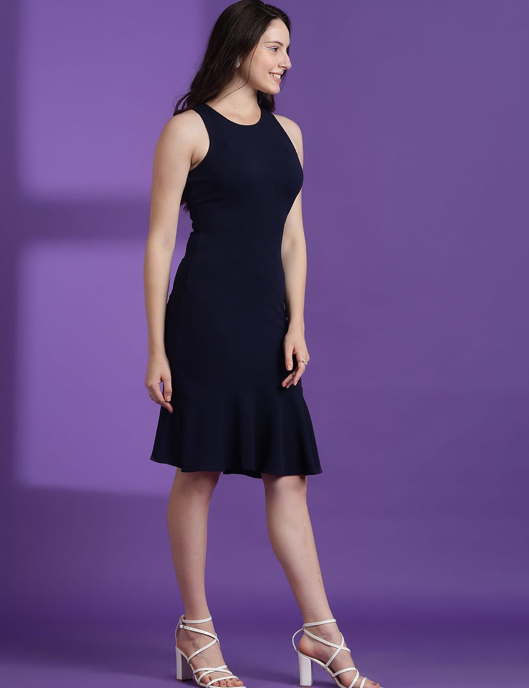 Kotty Women Solid Sheath Midi Dress