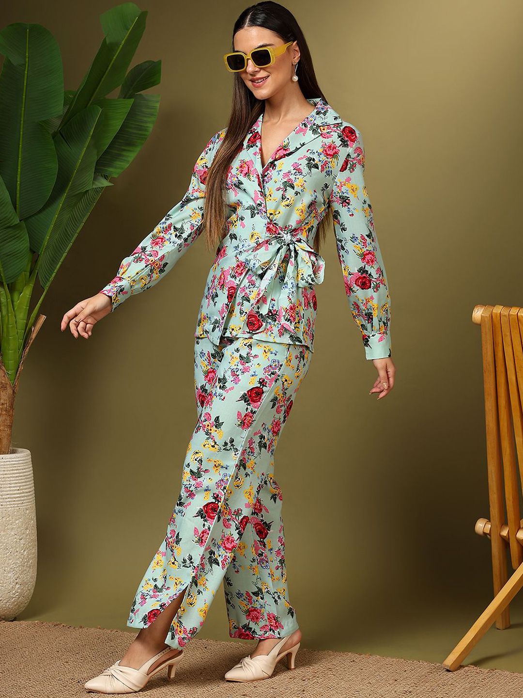 Kotty Green and Pink Printed Notched Lapel Collar Blazer With Trousers