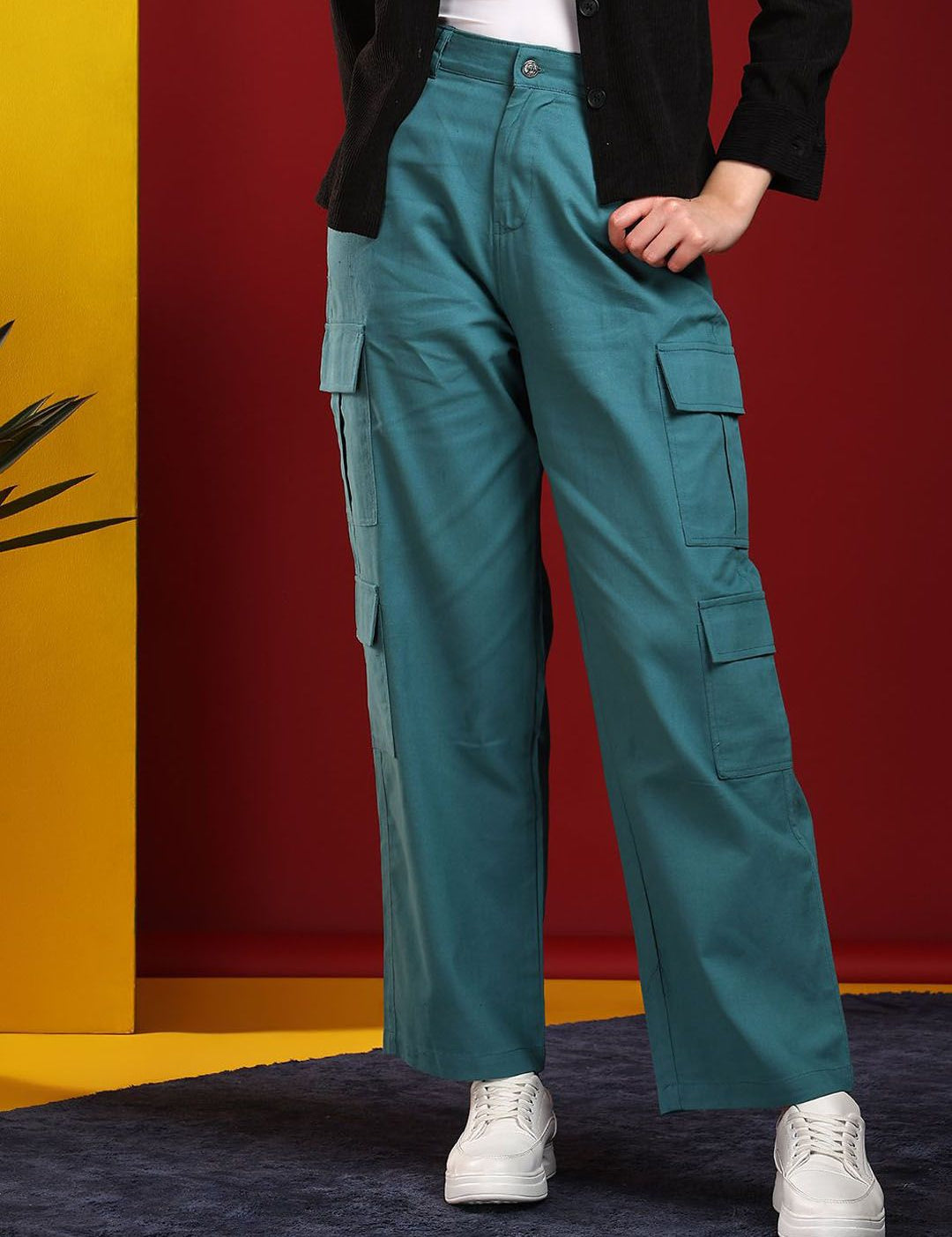 Kotty Women Jean Straight Fit High-Rise Clean Look Stretchable Jeans