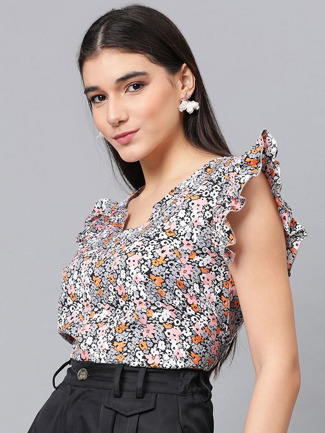 Kotty Floral Printed Sleeveless Round Neck Top