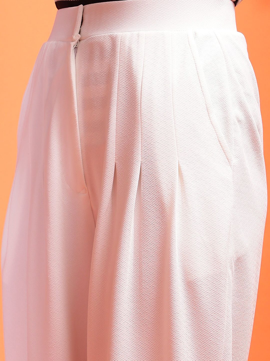 Stylecast X KOTTY BIZwear Women Relaxed Straight Leg Slim Fit High-Rise Pleated Peg Trouser