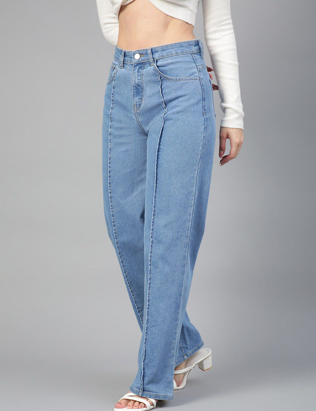 Kotty Women Jean Straight Fit High-Rise Light Fade Stretchable Jeans