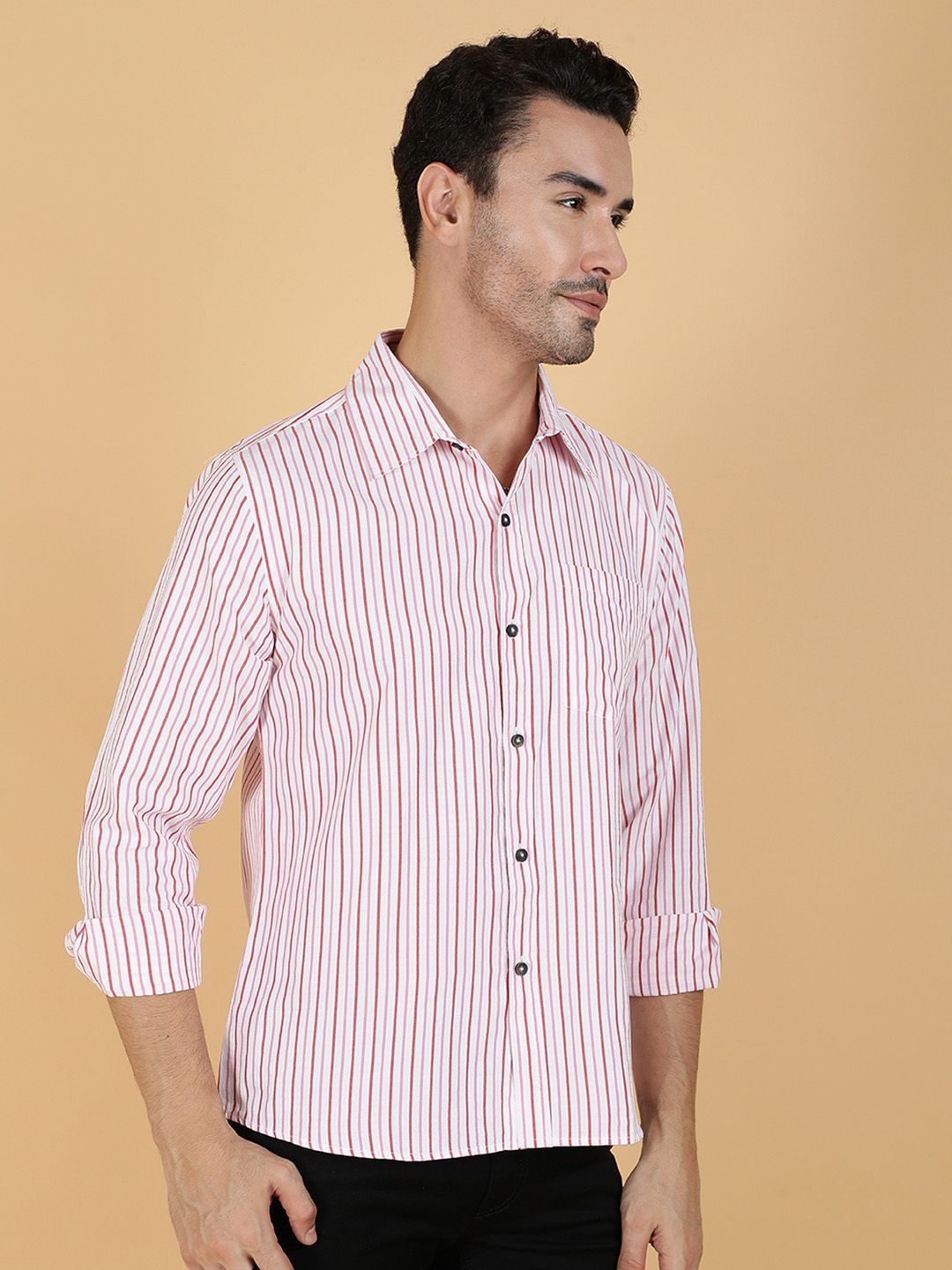 Kotty Men Relaxed Spread Collar Graphic Printed Casual Shirt