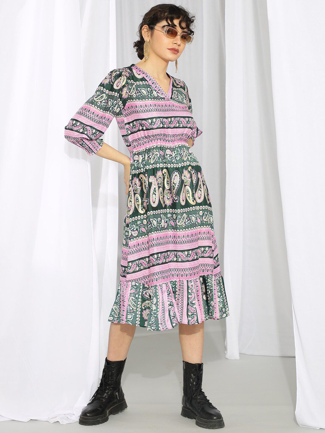 Kotty Pink & Green Ethnic Motifs Printed Cuffed Sleeves A-Line Midi Dress