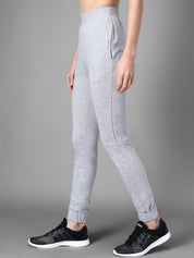 Kotty Women Grey Melange & White Printed Joggers