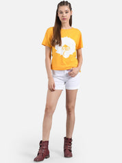 Kotty Women Yellow Printed Round Neck T-shirt