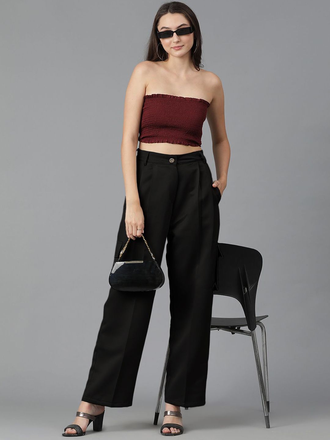 Kotty Women Black Straight Fit High-Rise Pleated Cargos