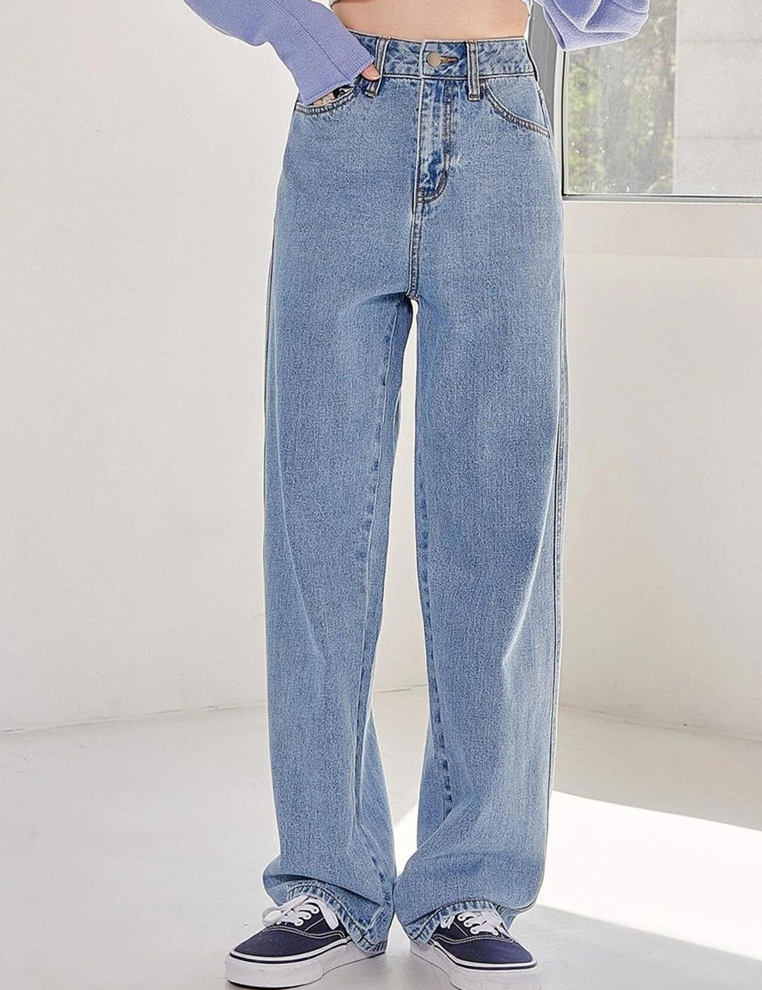 Kotty Women Jean Straight Fit High-Rise Clean Look Stretchable Jeans