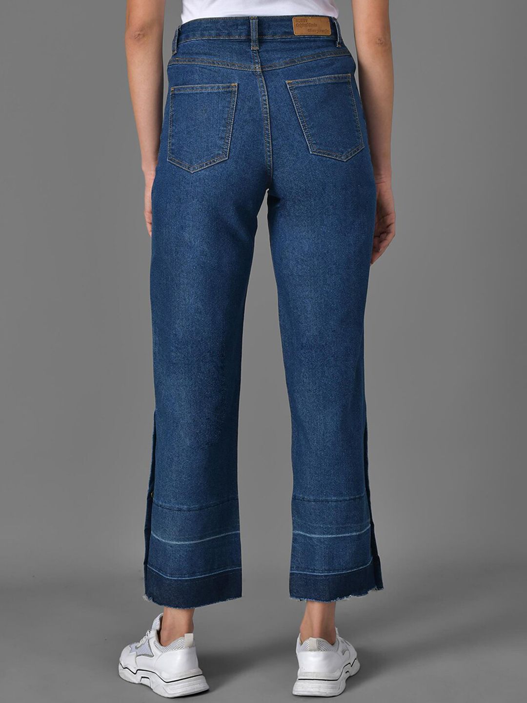 Kotty Women Straight Fit High-Rise Stretchable Jeans