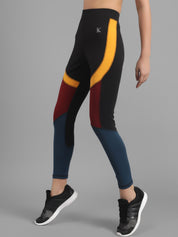 Kotty Women Maroon & Black Colorblocked Seamless Tights