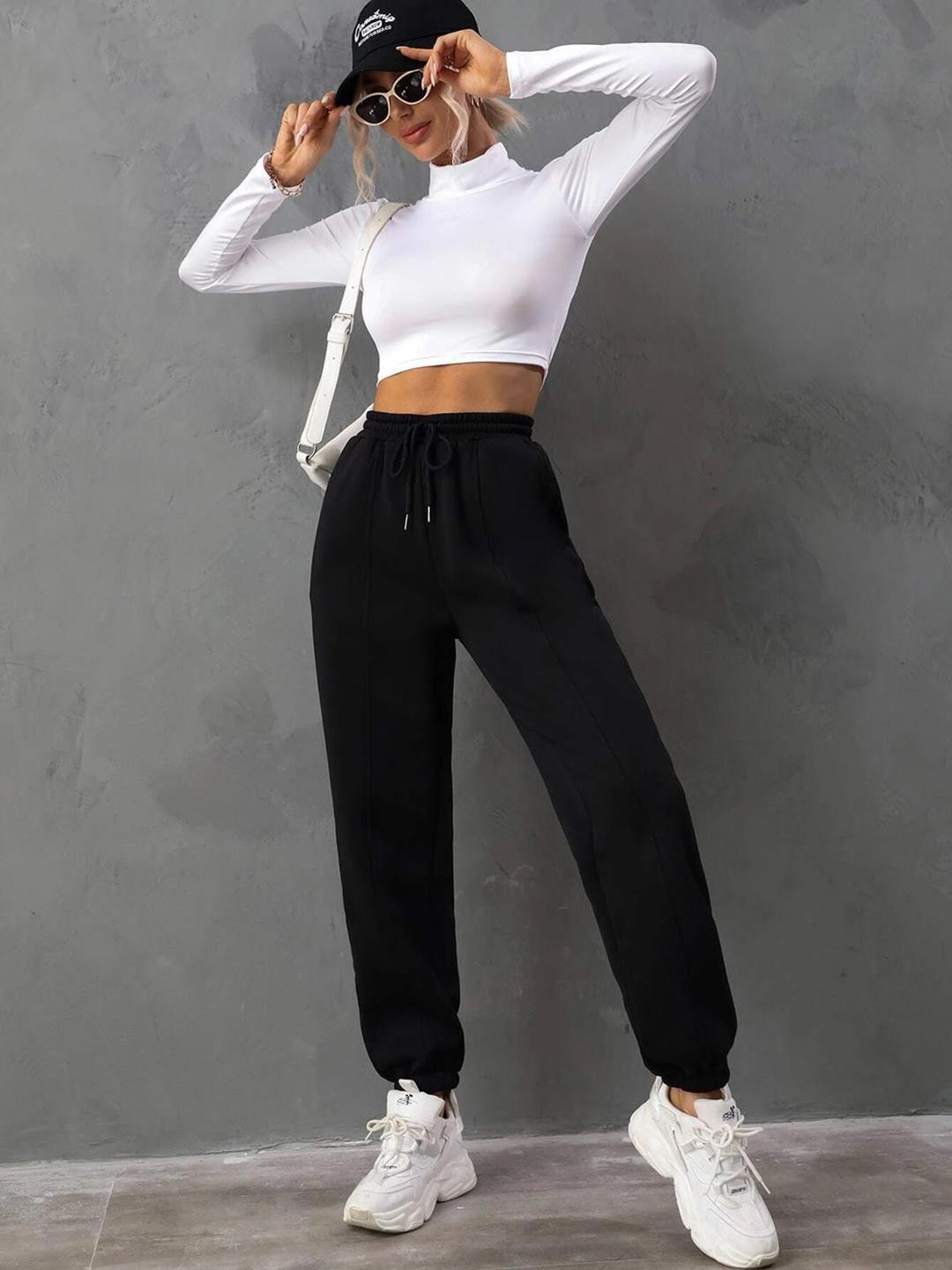 Kotty Women Mid Rise Cotton Joggers