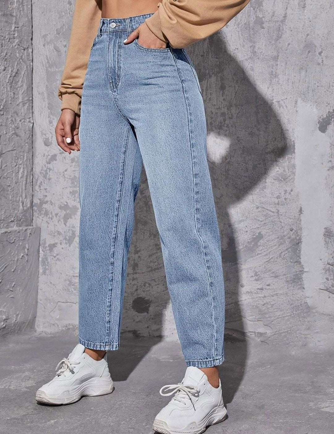 Kotty Women Blue Jean High-Rise Clean Look Light Fade Stretchable Jeans