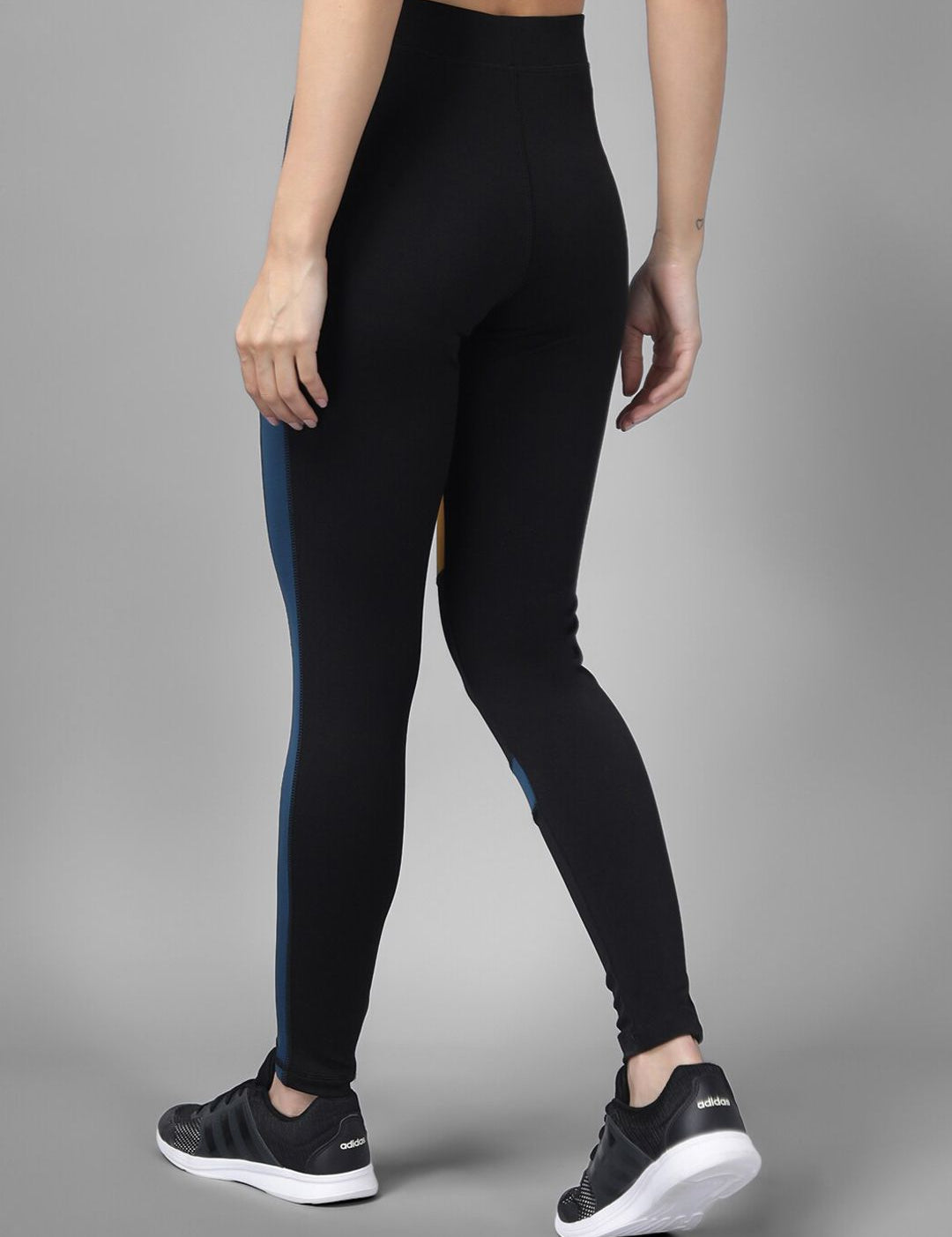 Kotty Women Black & Yellow Colourblocked Tights