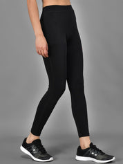 Kotty Women Black Solid Tights