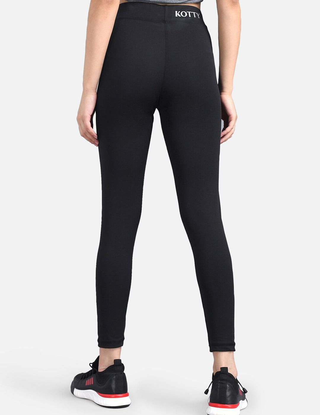 Kotty Women Black Solid Tights