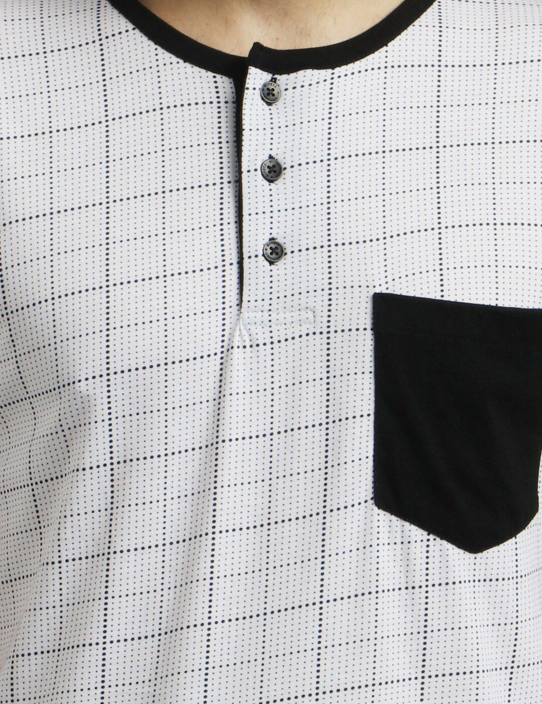Kotty Men White Checked Henley Neck T-shirt