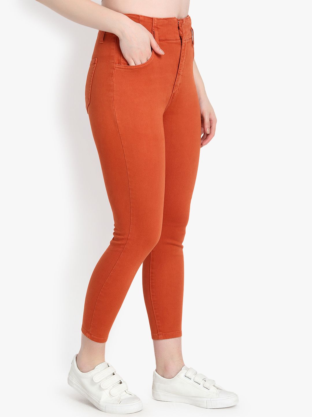Kotty Women Orange Skinny Fit High-Rise Clean Look Cropped Jeans