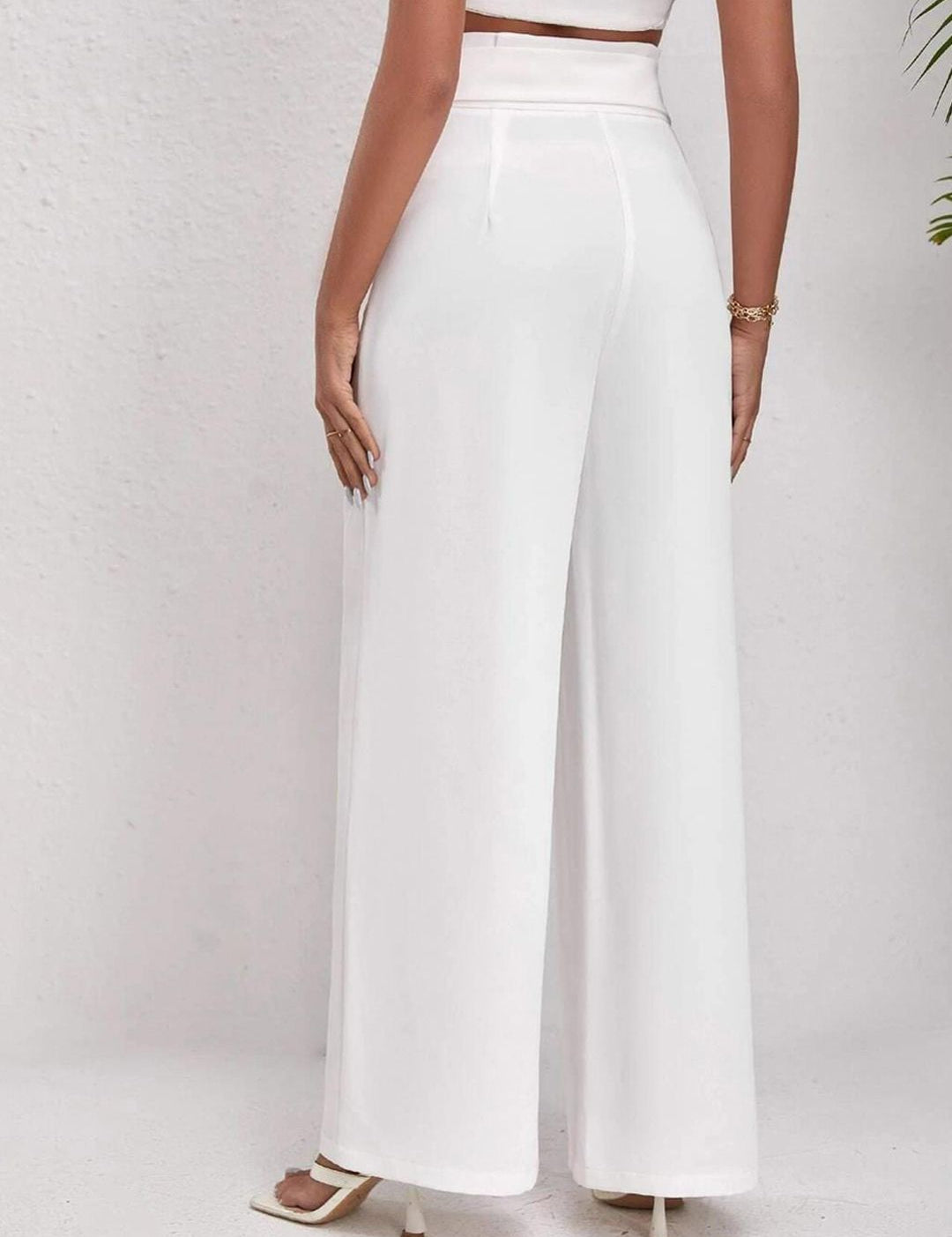 KOTTY BIZwear Women White Relaxed Straight Leg Straight Fit High-Rise Parallel Trousers