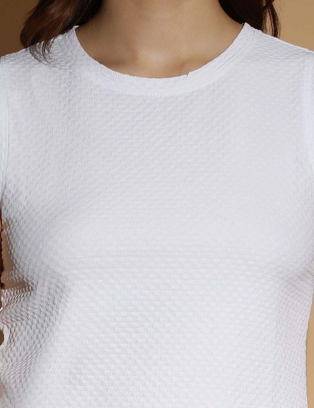 Kotty White Round-Neck Top With Short