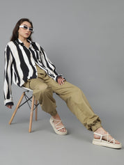 Kotty Women High-Rise Easy Wash Pleated Cotton Cargos Trousers