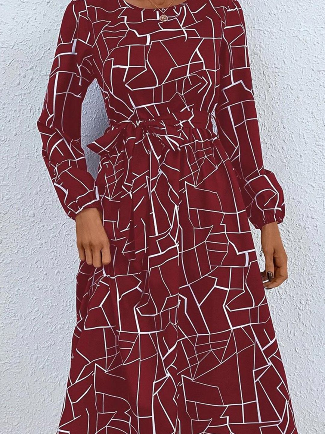Kotty Maroon & White Abstract Printed Puff Sleeves Crepe Fit & Flare Midi Dress