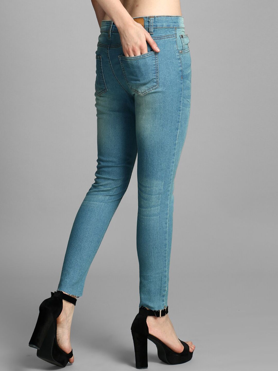 Kotty Women Blue Skinny Fit High-Rise Clean Look Jeans