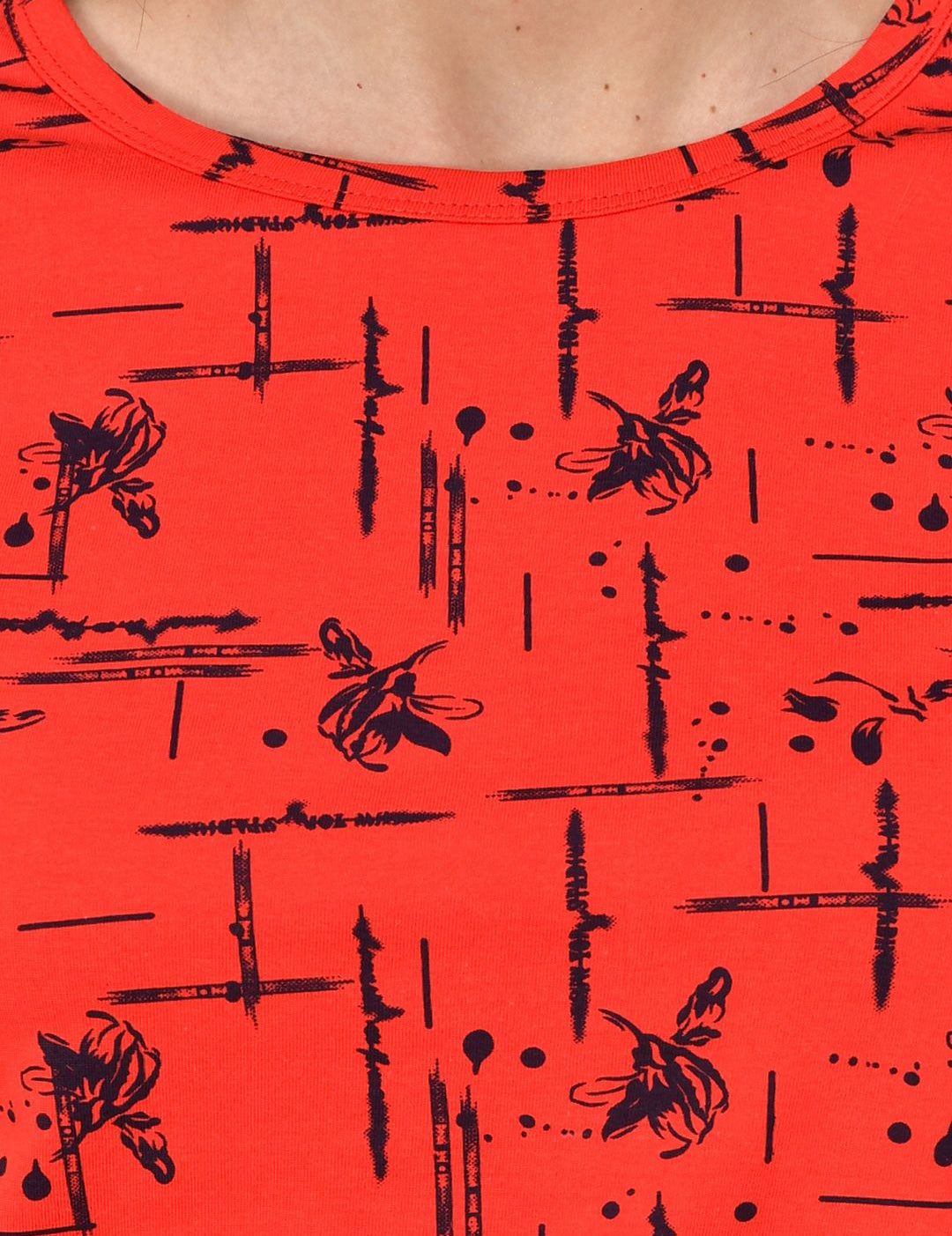 Kotty Women Red & Black Printed Night Suit