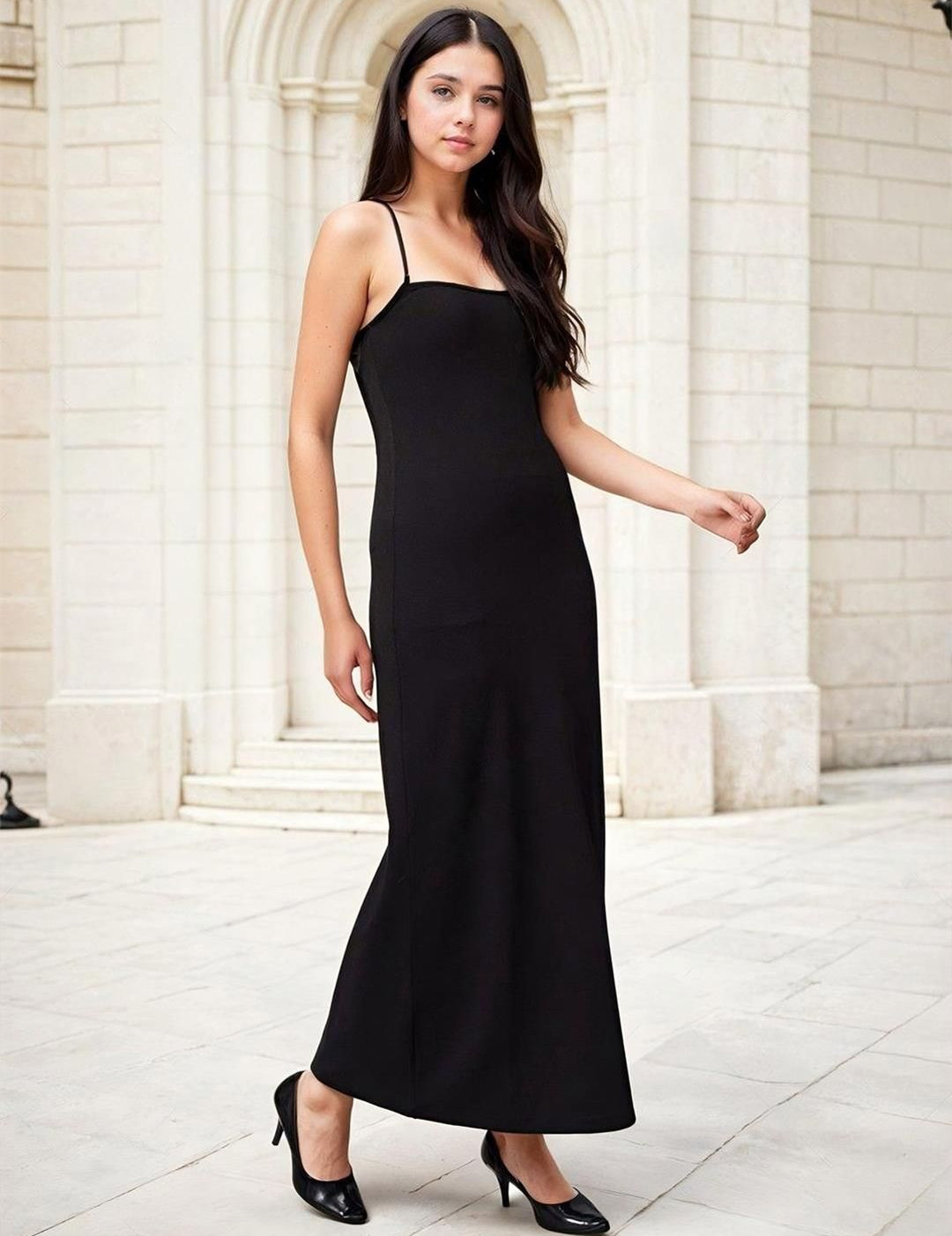 Kotty Women Solid Shoulder Straps Maxi Dress