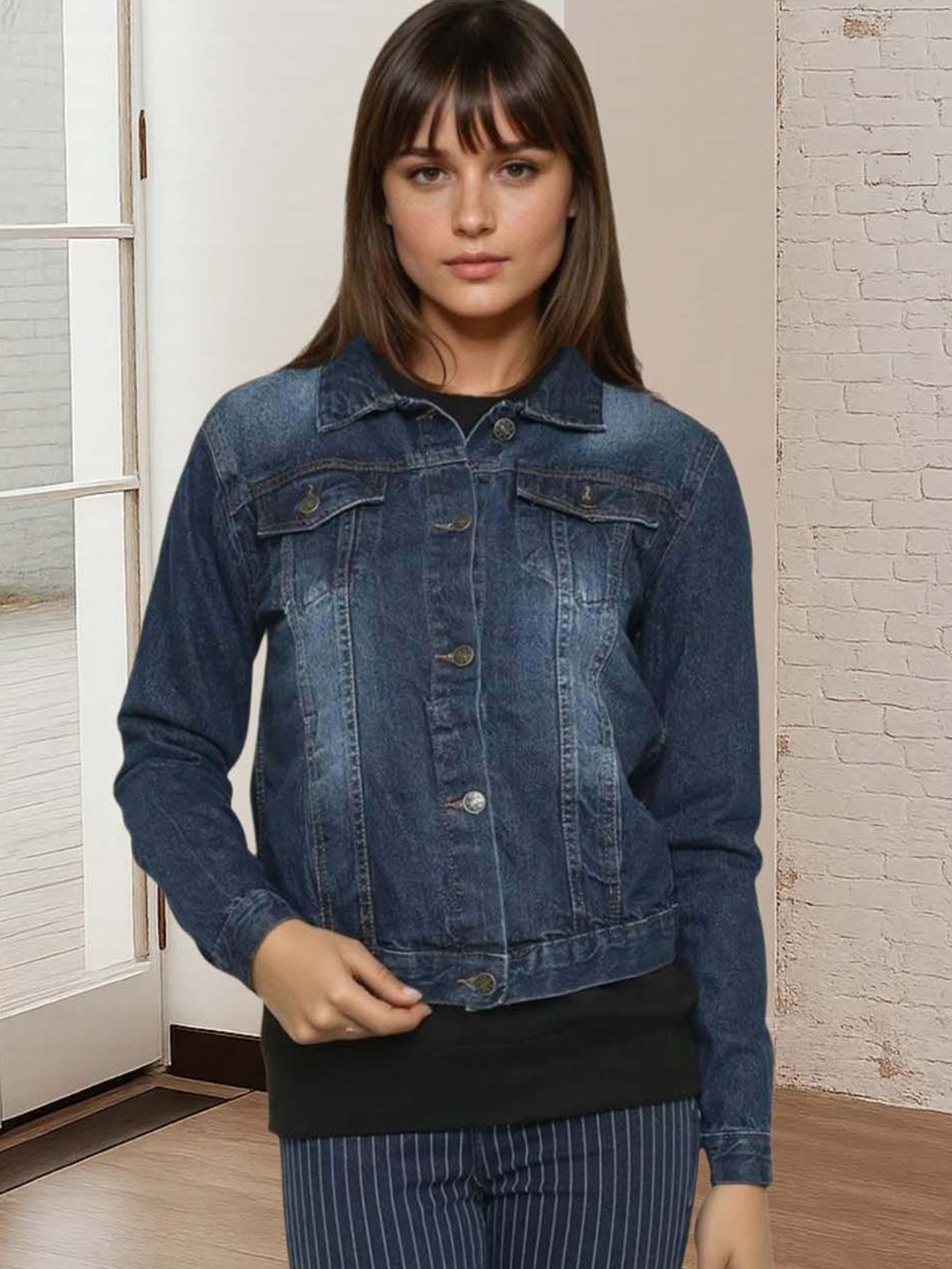 Kotty Women Spread Collar Solid Denim Jacket
