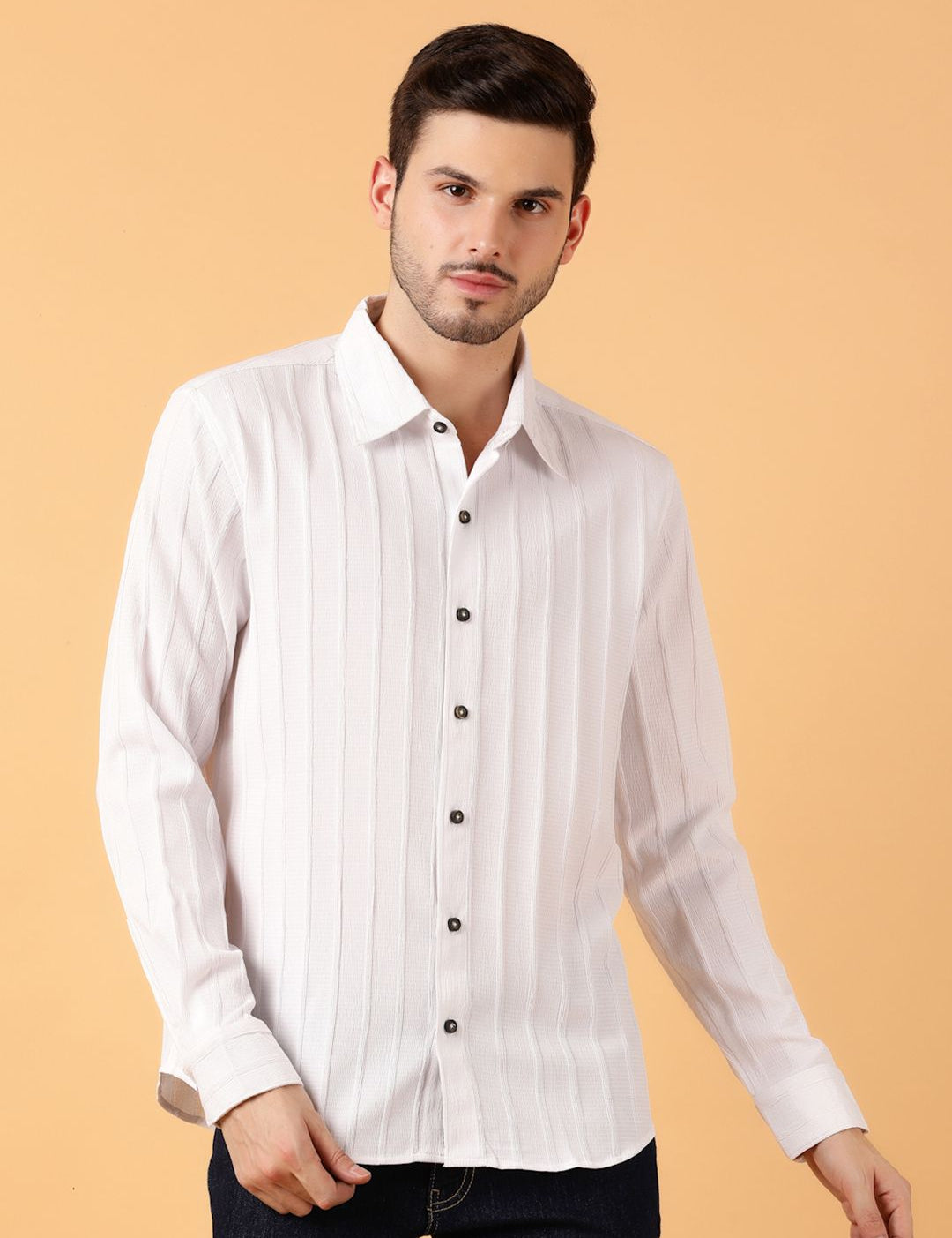 Kotty Men Relaxed Spread Collar Textured Cotton Casual Shirt