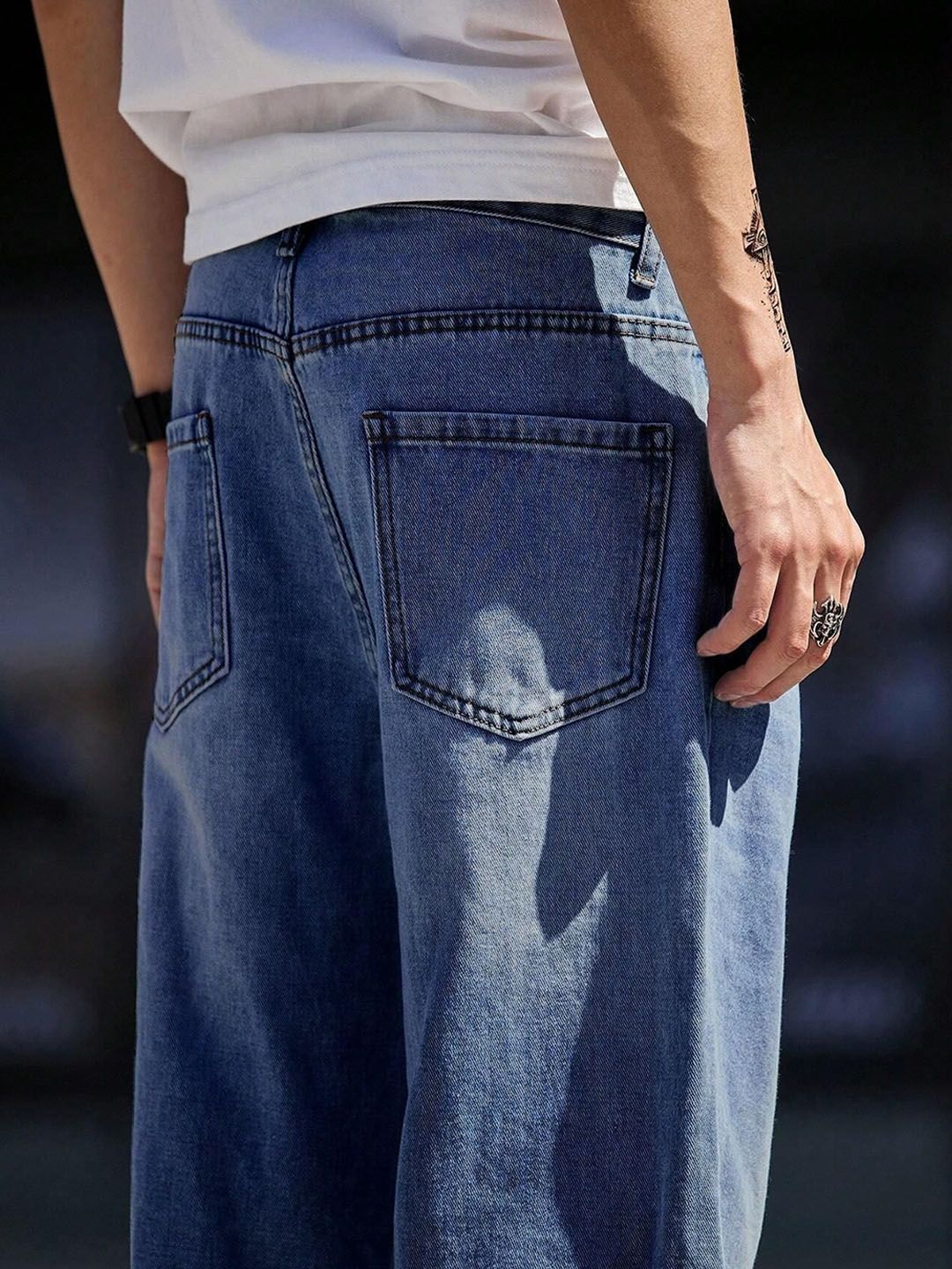 Kotty Men Regular Fit Low-Rise light Fade Stretchable Jeans