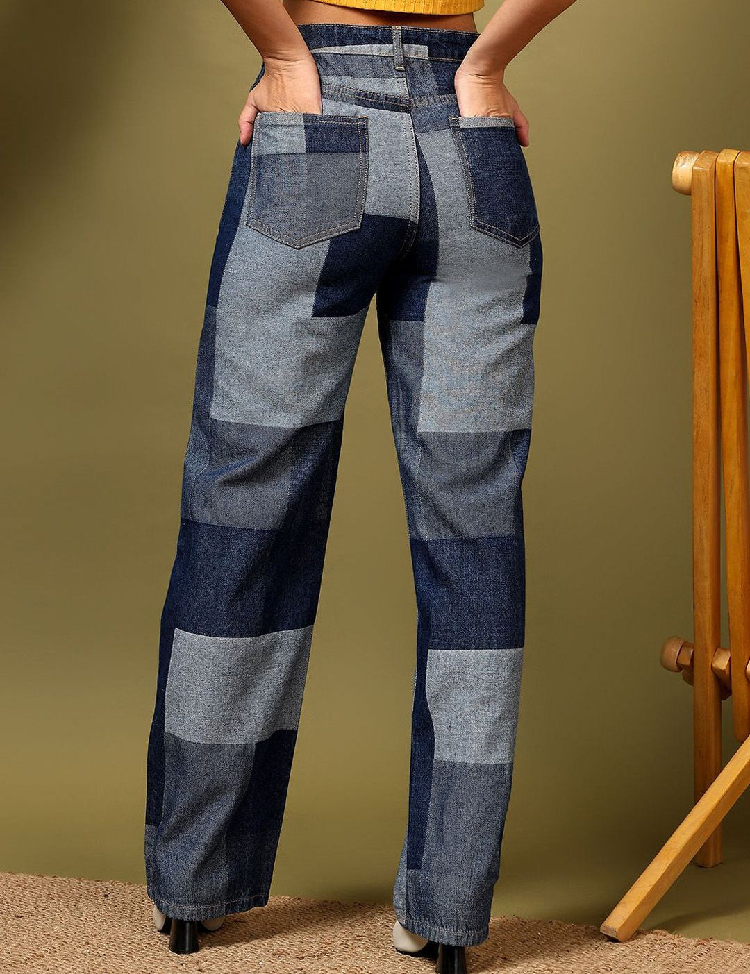 Kotty Women Straight Fit High-Rise Stretchable Jeans