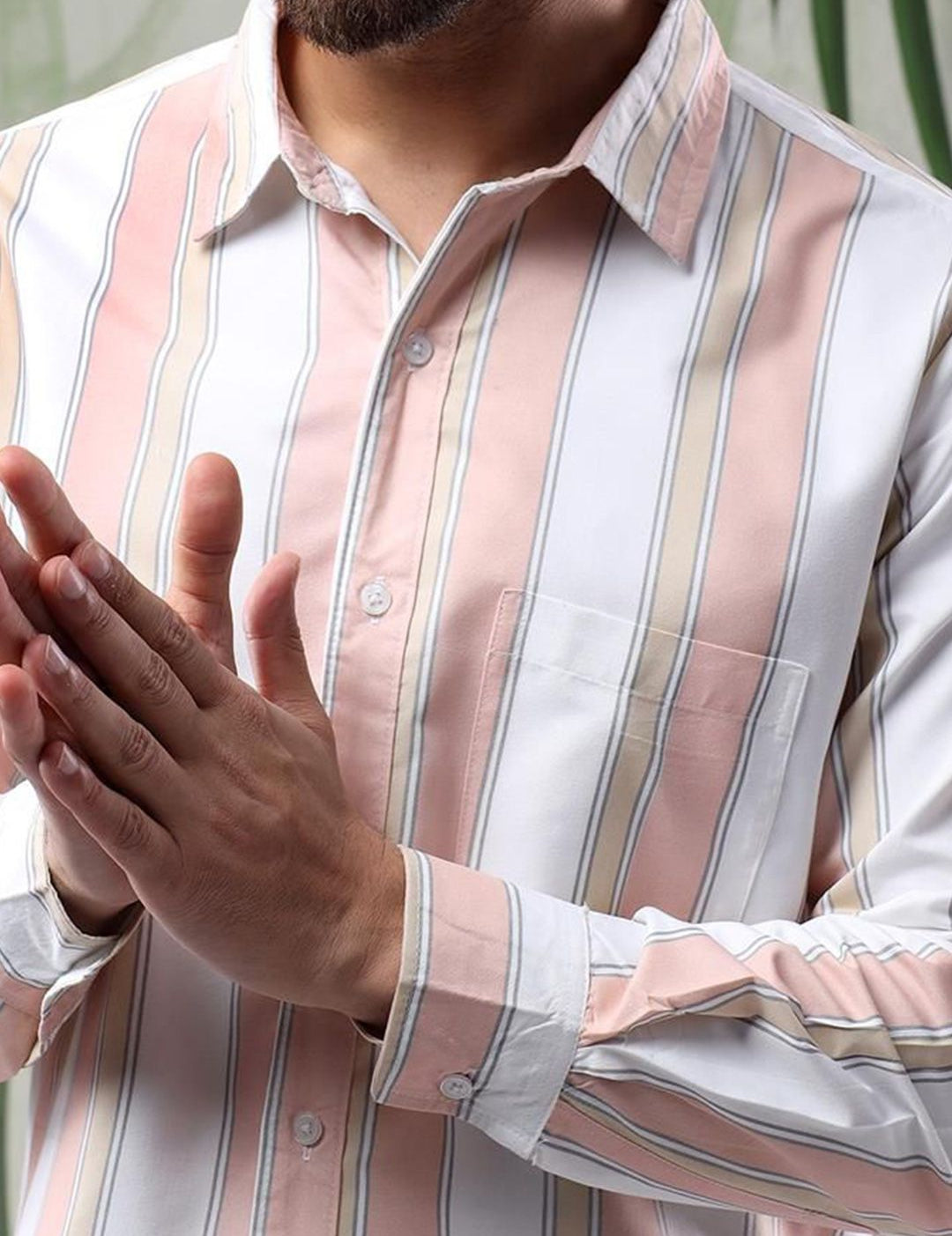 Kotty Men Spread Collar Vertical Striped Casual Shirt