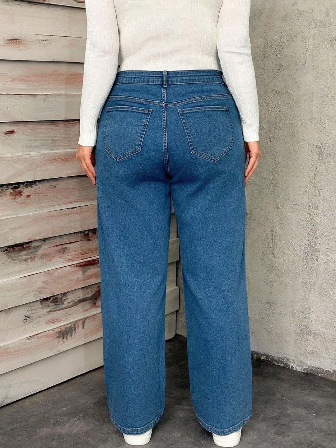 Kotty Women High Rise Straight Wide Fit Denim Jeans