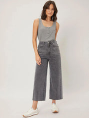 Kotty Women Jean Straight Fit High-Rise Heavy Fade Stretchable Jeans